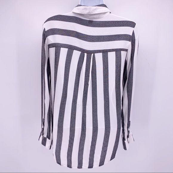 BP Pinstriped Collared Button Down Shirt Size XS - Picture 4 of 6